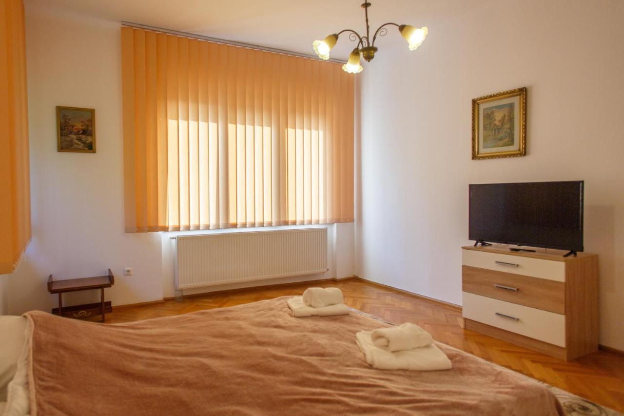 Barok Appart Brașov Exterior foto