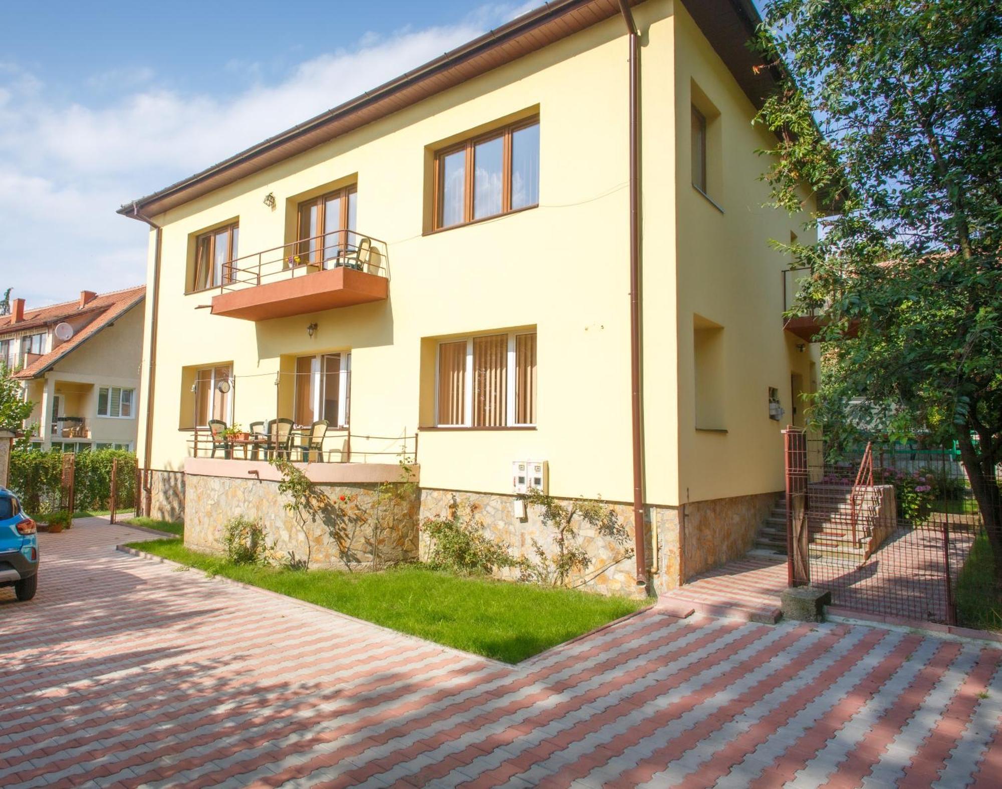 Barok Appart Brașov Exterior foto